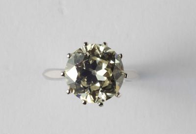 Anello con Diamante di Vecchio Taglio di Ct 5,00ca