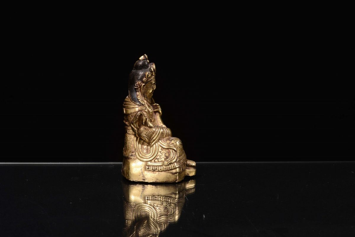 Scultura in Bronzo Dorato Raffigurante Guerriero, Tibet, Fine XVII Secolo