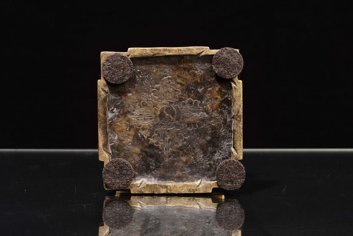 Scultura in Bronzo Dorato, Cina, Dinastia Qing, Periodo Qianlong (1736-1795)