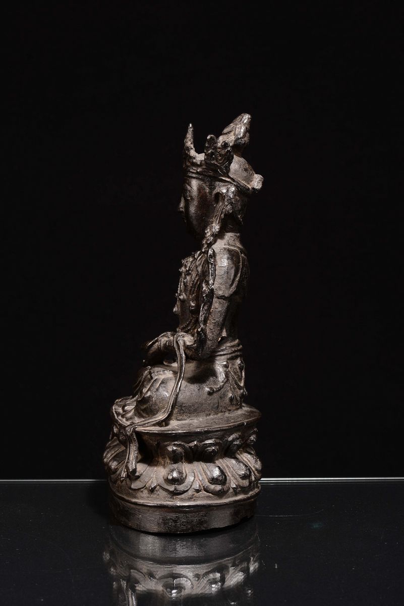 Amitabha in Bronzo Patina Scura, Cina, Dinastia Ming, XVII Secolo