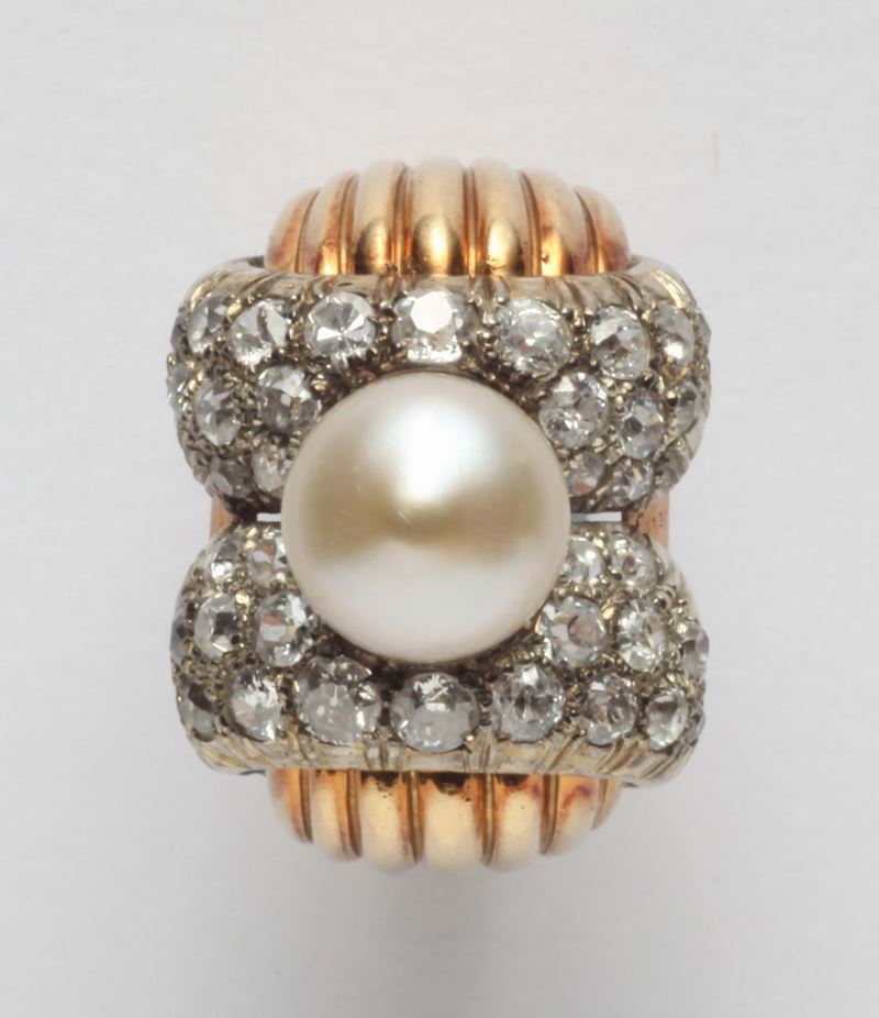 A pearl, diamond and gold ring. 1930 circa  - Auction Silver, Watches, Antique and Contemporary Jewelry - Cambi Casa d'Aste