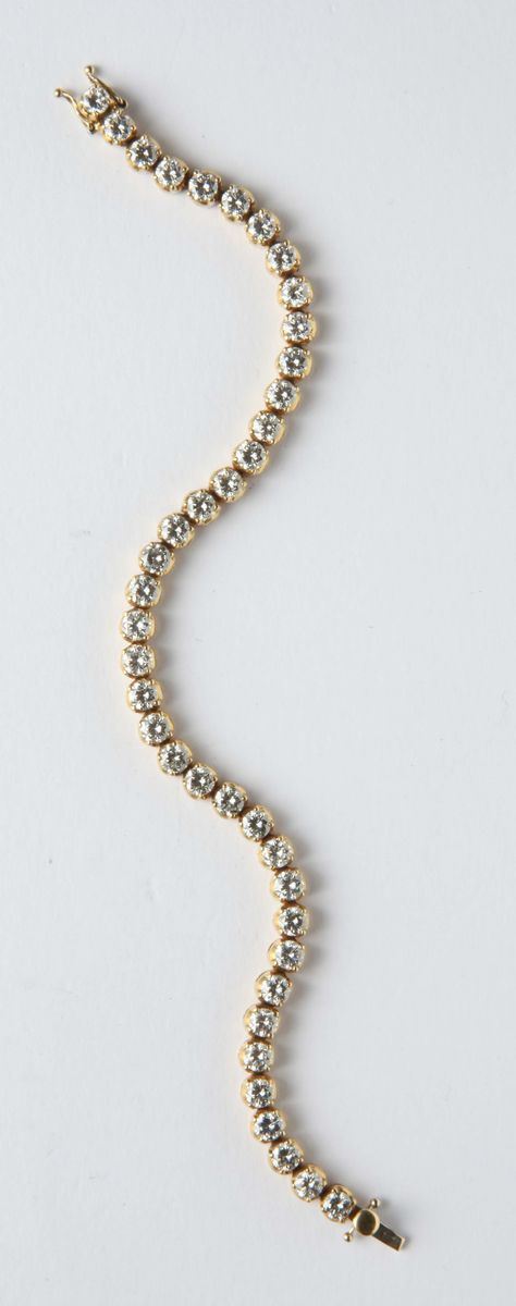 A diamond line bracelet  - Auction Silvers and Jewels - Cambi Casa d'Aste