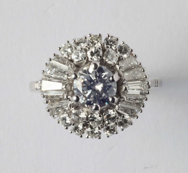 A diamond ring  - Auction Silver, Watches, Antique and Contemporary Jewelry - Cambi Casa d'Aste