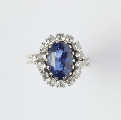 Anello con Zaffiro di Ct 5,00, Sri Lanka. Nessuna Indicazione di Riscaldamento