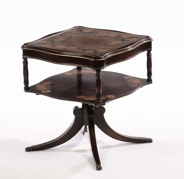 Tavolino da centro a due ripiani in legno ebanizzato, XIX secolo
