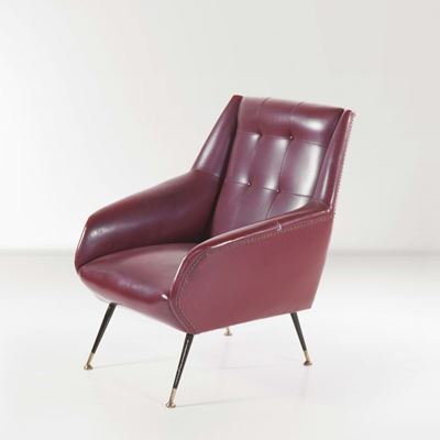 Gigi Radice. Poltrona in Legno con Rivestimento in Skai e Puntali in Metallo Verniciato e Ottone....