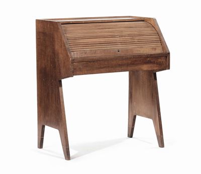 Gio Ponti. Scrittoio in Legno con Serrandina, Cassetti e Puntali in Ottone. Certificato di Autent...
