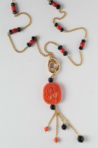 Collana con Onice e Corallo