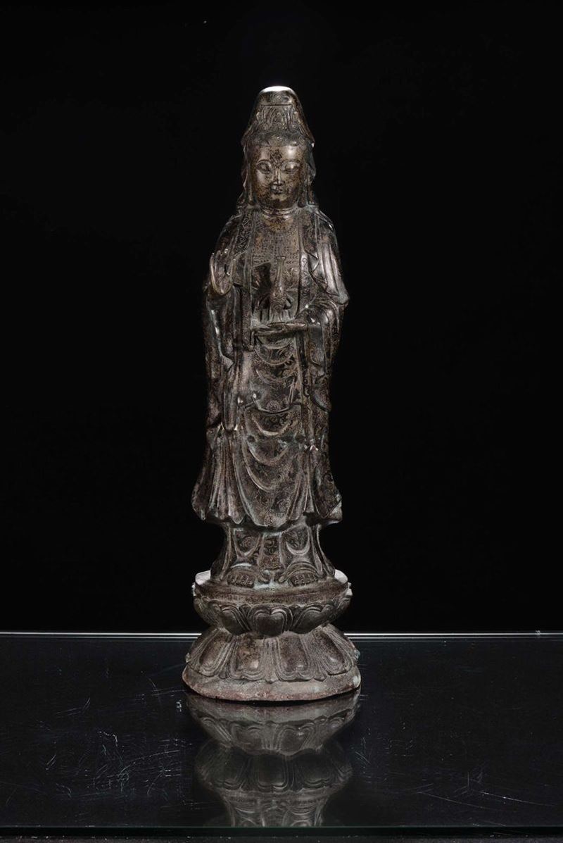 Guanyin in bronzo, Cina XX secolo  - Asta Asta a Tempo 8-2014 - Cambi Casa d'Aste