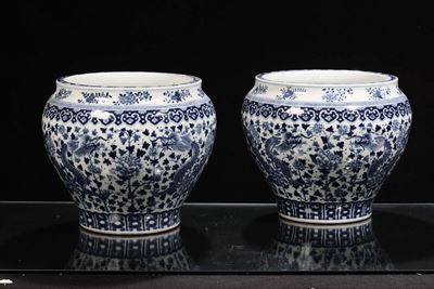 Coppia di Cachepot in Porcellana Bianca e Blu, Cina XX Secolo