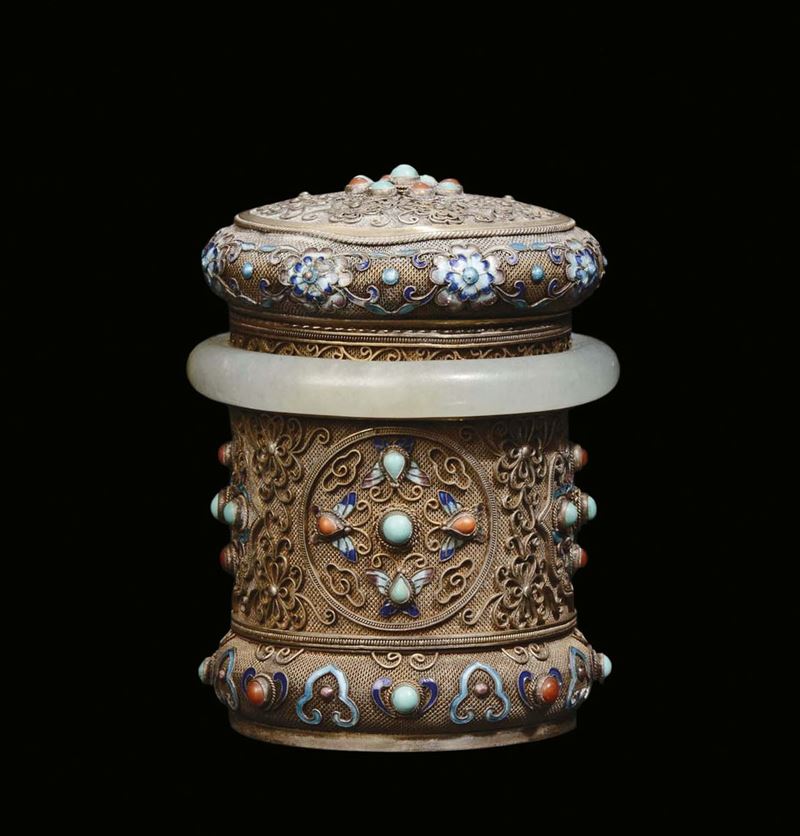 A metal, enamel and jade box, China, Republic, 20th century  - Auction Fine Chinese Works of Art - II - Cambi Casa d'Aste