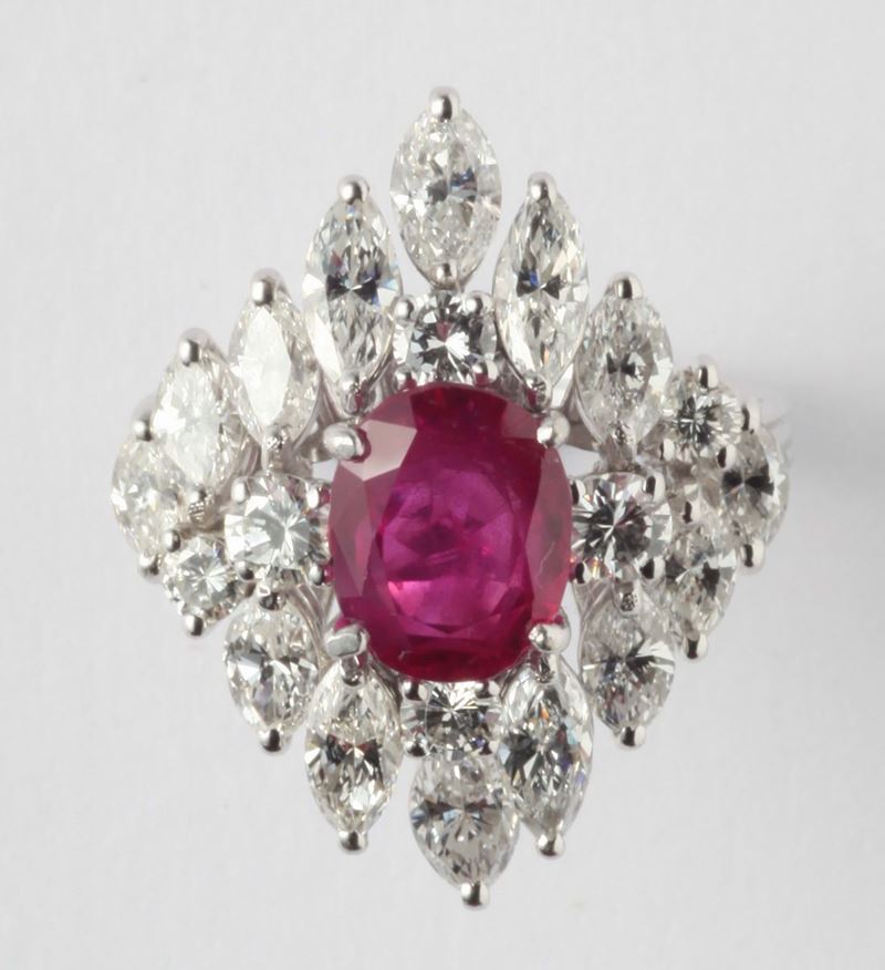 A ruby and diamond ring. The ruby weighing ct 2,20 circa. No indication of heating (NTE)  - Auction Fine Jewels - I - Cambi Casa d'Aste