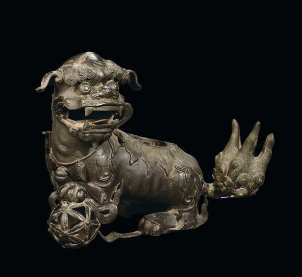 Bruciaprofumi in bronzo a guisa di cane di Pho, Cina, Dinastia Qing, XIX secolo