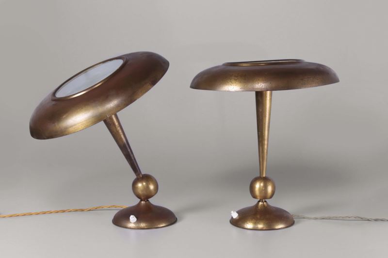 Oscar Torlasco. Coppia di lampade da tavolo orientabili in ottone. Prod. Lumi, Italia, 1950 ca.  - Asta Design - Cambi Casa d'Aste