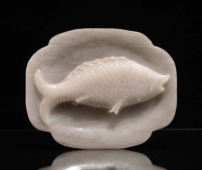 Piiatto con Pesce in Giada Bianca