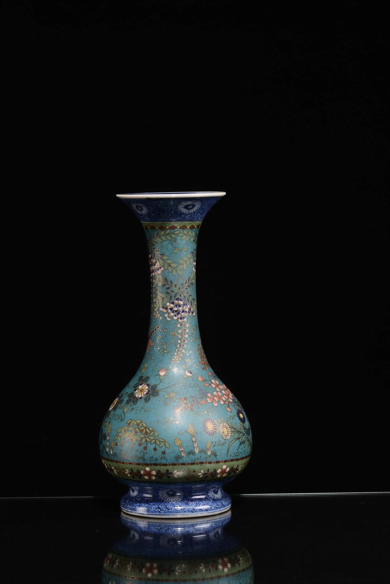 Vaso in Porcellana con Decori Cloisonnè, Cina XX Secolo