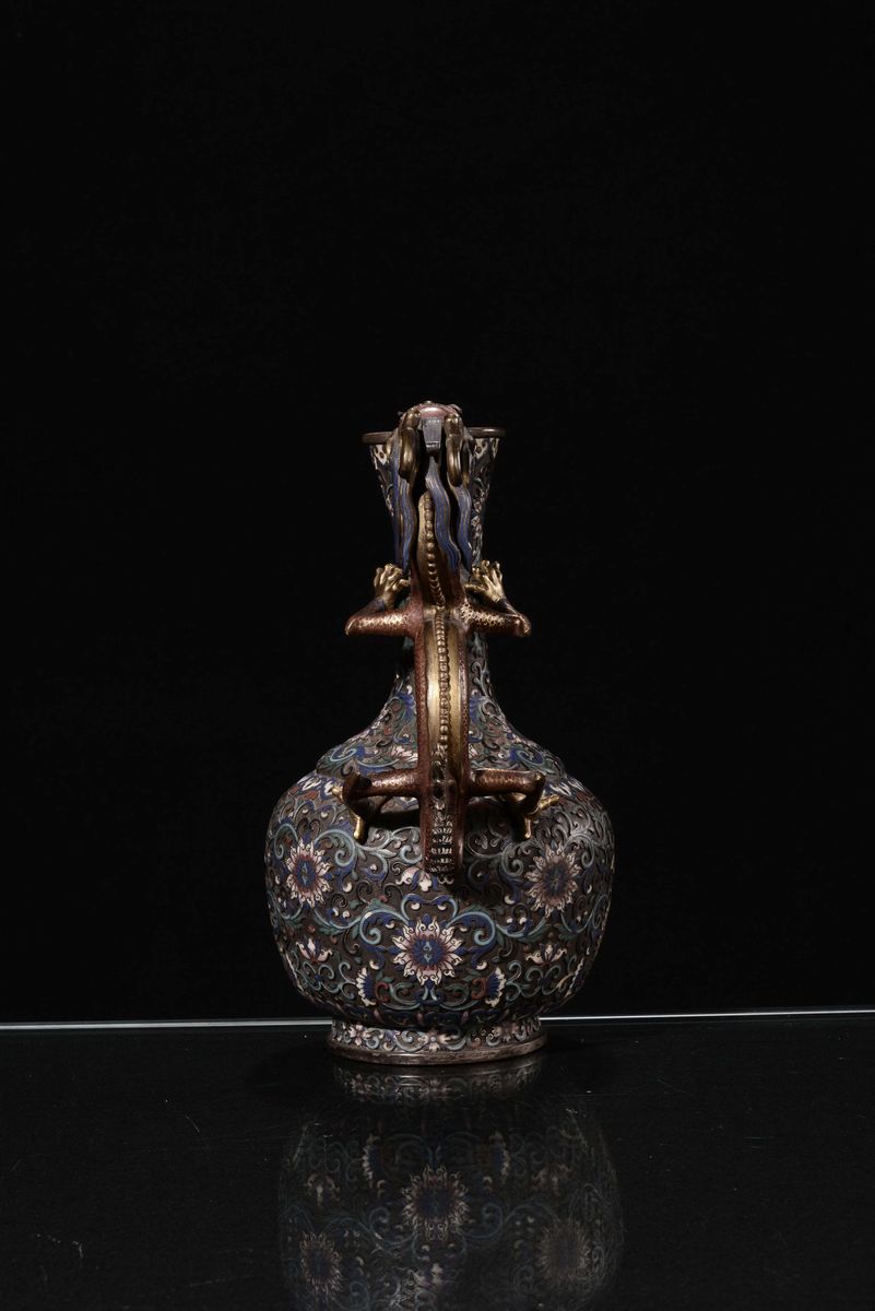 Versatoio Cloisonnè e Smalti Decorato con Presa a Guisa di Drago, Cina, Dinastia Qing, XIX Secolo