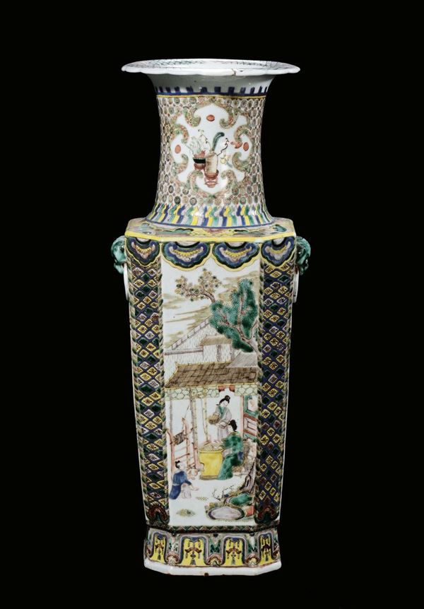A polichrome Famille-Verte porcelain vase with stylized oriental life scenes decorations, China Qing Dynasty, 19th century
