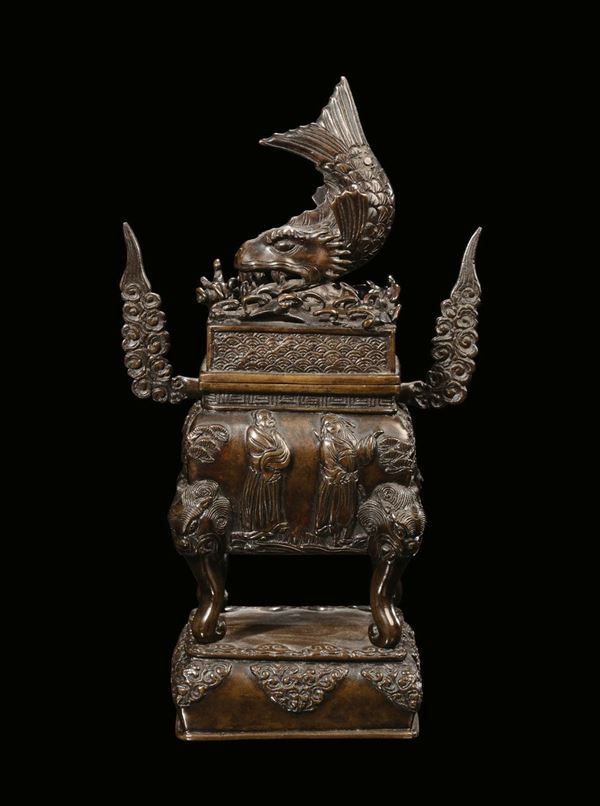 Censer in bronzo a patina scura con presa a guisa di animale marino, Cina, Dinastia Qing, XIX secolo