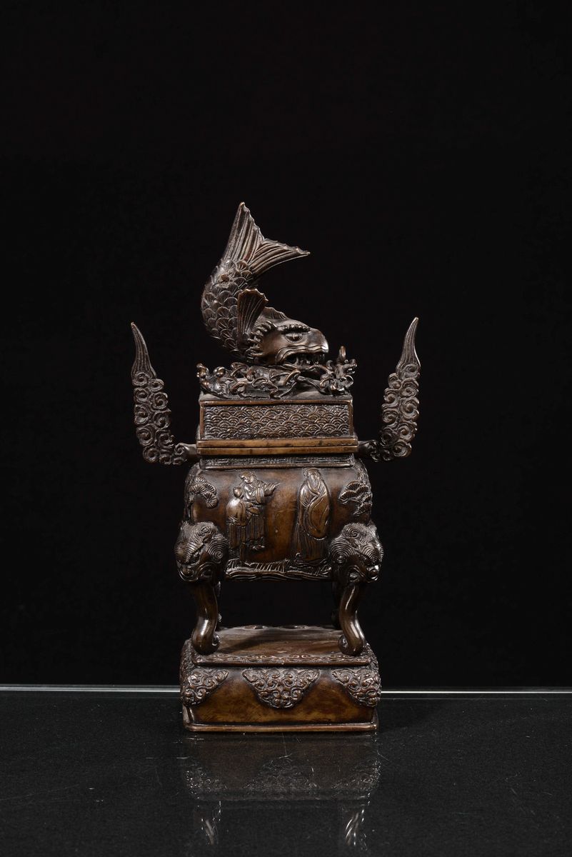Censer in Bronzo a Patina Scura con Presa a Guisa di Animale Marino, Cina, Dinastia Qing, XIX Sec...