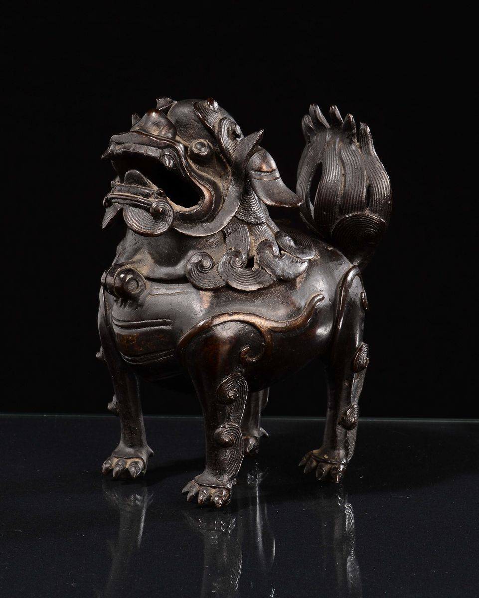 Incensiere in Bronzo a Guisa di Cane di Pho, Cina, Dinastia Ming, XVI Secolo