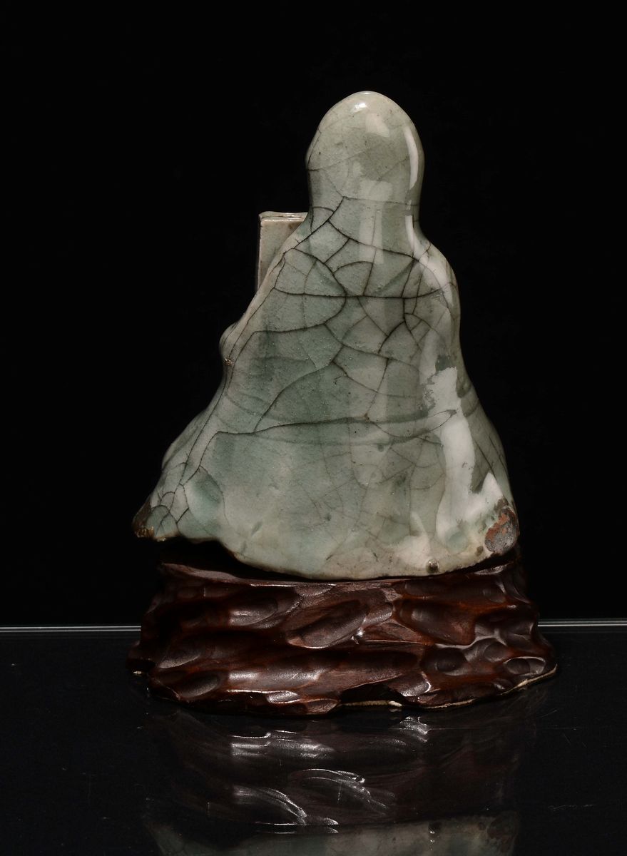 Figura in Porcellana Celadon, Cina, Dinastia Ming, XVI Secolo