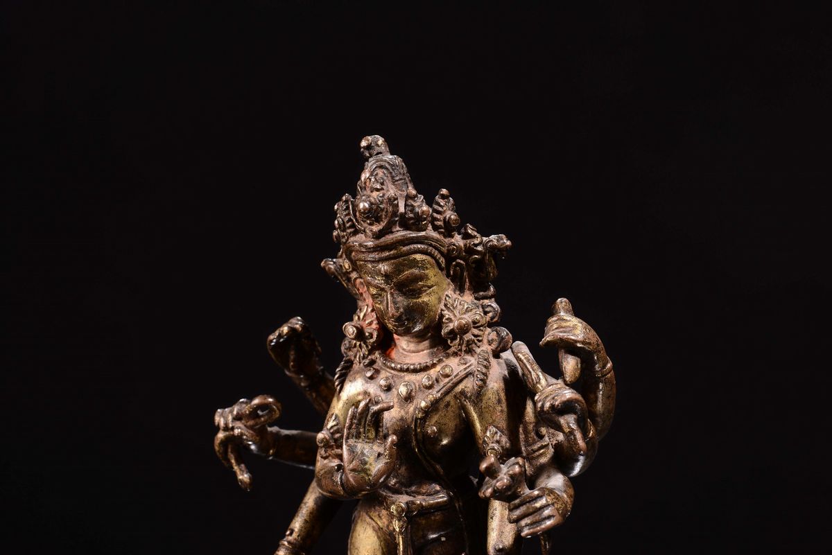 Divinità Otto Braccia Bronzo Dorato, Dinastia Ming, Fine Secolo XVII