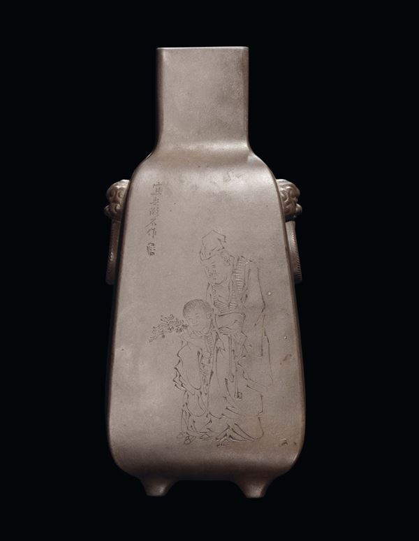 A stoneware Yinxing vase with inscription and figures, China, Republic, 20th century