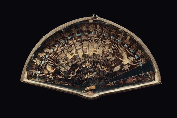 A turtle and gilt lacquer fan with phoenicians and common life scenes, China, Qing Dynasty, 19th century