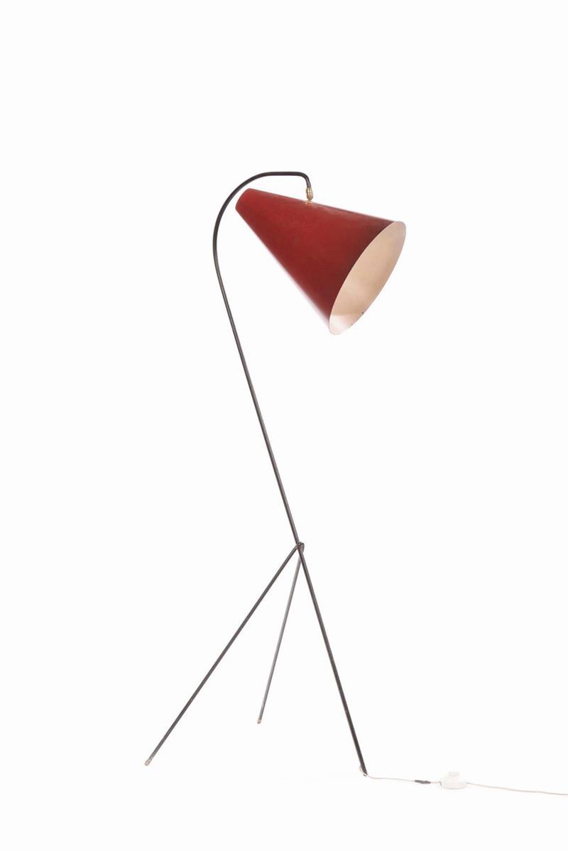 Lampada da tavolo in metallo verniciato con riflettore in alluminio verniciato.Prod. Italia, 1950 ca.  - Auction Design - Cambi Casa d'Aste