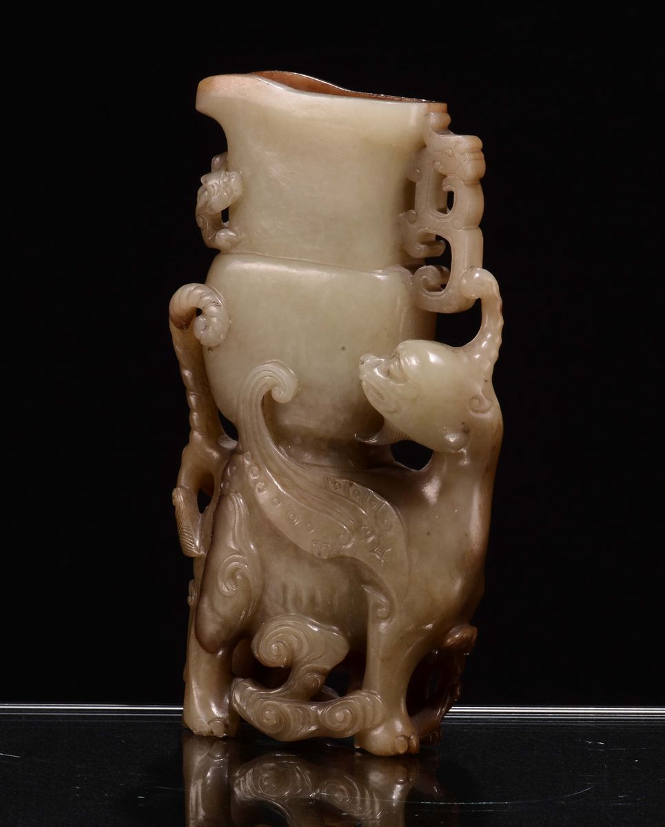Vaso in Giada Gialla, Cina, Dinastia Qing, Periodo Kangxi (1654-1722)