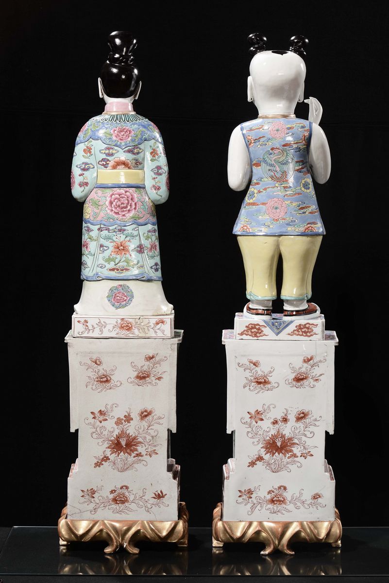 Coppia di Grandi Figure in Porcellana Famiglia Rosa, Samson, Francia, XIX Secolo