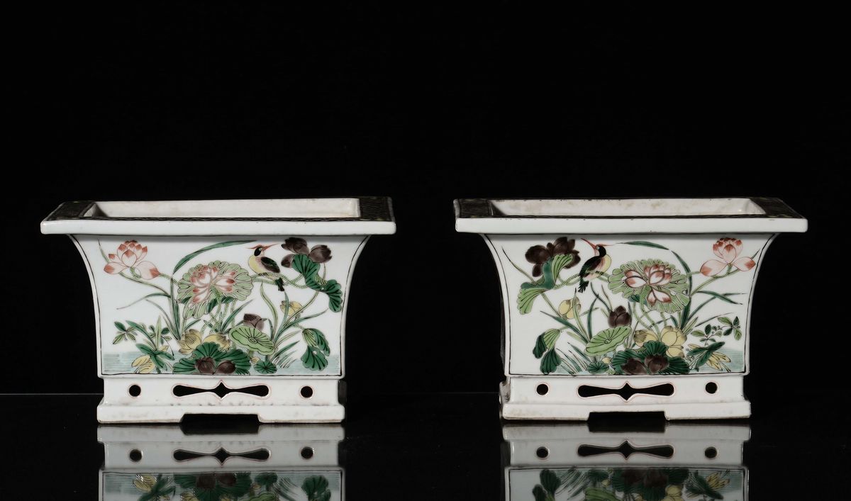 Coppia di Fioriere in Porcellana Famiglia Verde, Cina, Dinastia Qing, XIX Secolo