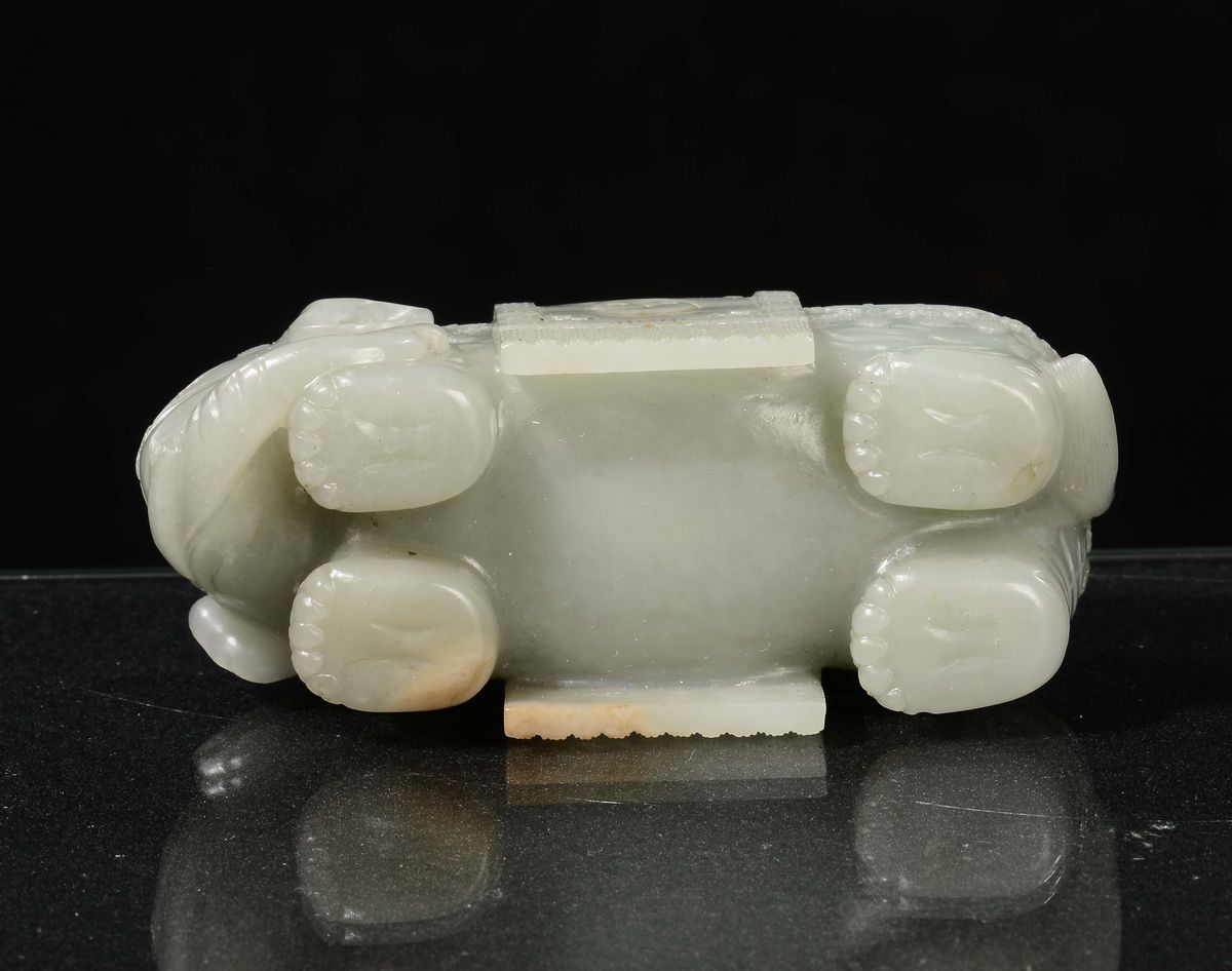 Elefantino in Giada Celadon Finemente Scolpito, Cina, Dinastia Qing, Periodo Qianlong (1736-1795)