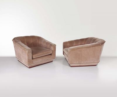 Coppia di Poltrone in Legno Rivestite di Velluto. Prod. Usa, 1950 Ca.