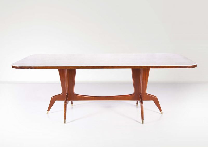 Gio Ponti. Tavolo in legno di mogano laccato con piano in travertino. Prod. Italia, 1950 ca.  - Asta Design - Cambi Casa d'Aste