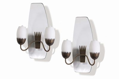 Fontana Arte. Tre Appliques in Vetro Curvato Molato, Ottone e Vetro Opalino. Prod. Fontana Arte, ...