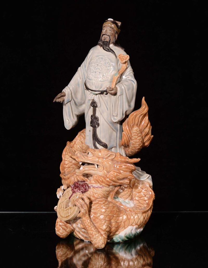 Dignitario su drago, Cina  - Auction Chinese Works of Art - Cambi Casa d'Aste