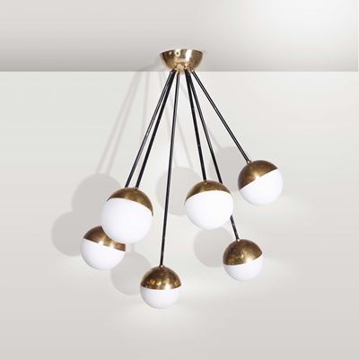 Stilnovo. Lampa da Sospensione in Ottone con Diffusori in Vetro Opalino Bianco. Prod. Stilnovo, I...