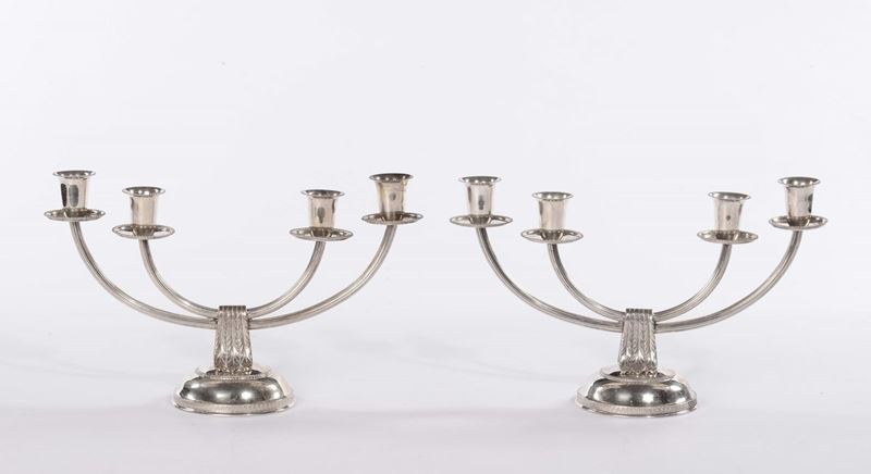 Coppia candelabri a quattro luci in argento  - Asta Antiquariato - Cambi Casa d'Aste