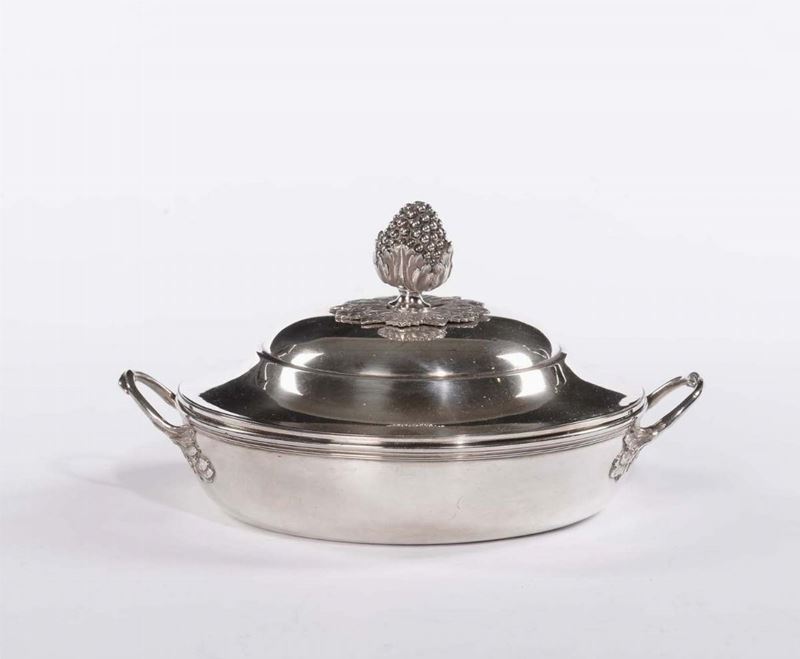 Legumiera in argento con manici e coperchio con presa a ghianda  - Auction Modern and Contemporary Silvers - Cambi Casa d'Aste