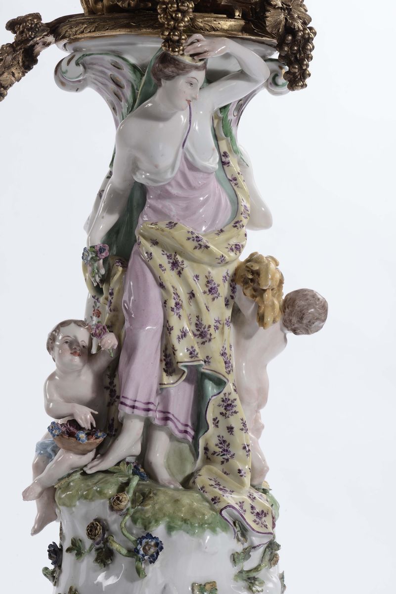 Coppia di Candelabri in Bronzo Dorato e Porcellana Policroma di Meissen, XIX Secolo