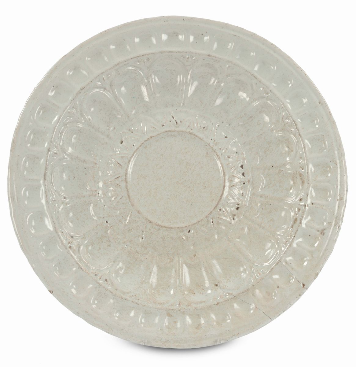 Versatoio in Maiolica Bianca e Piatto Simile, XVIII Secolo