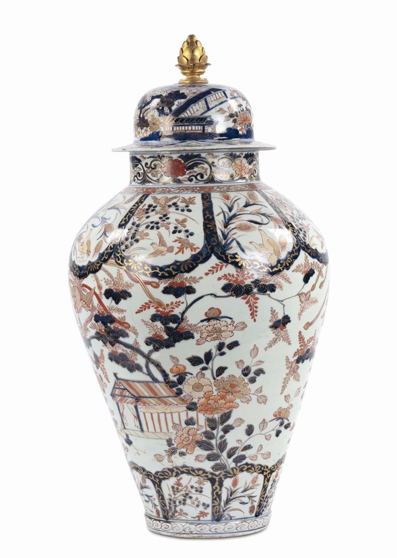 Grande vaso con coperchio in porcellana, Imari, Giappone, periodo Edo, seconda metà XVIII secolo  - Asta Bartolozzi, Antiquari dal 1887 - Cambi Casa d'Aste
