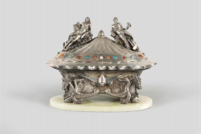 Centrotavola in Argento e Pietre Dure, Realizzato dalle Oreficerie Minotto, Venezia su Disegno di...