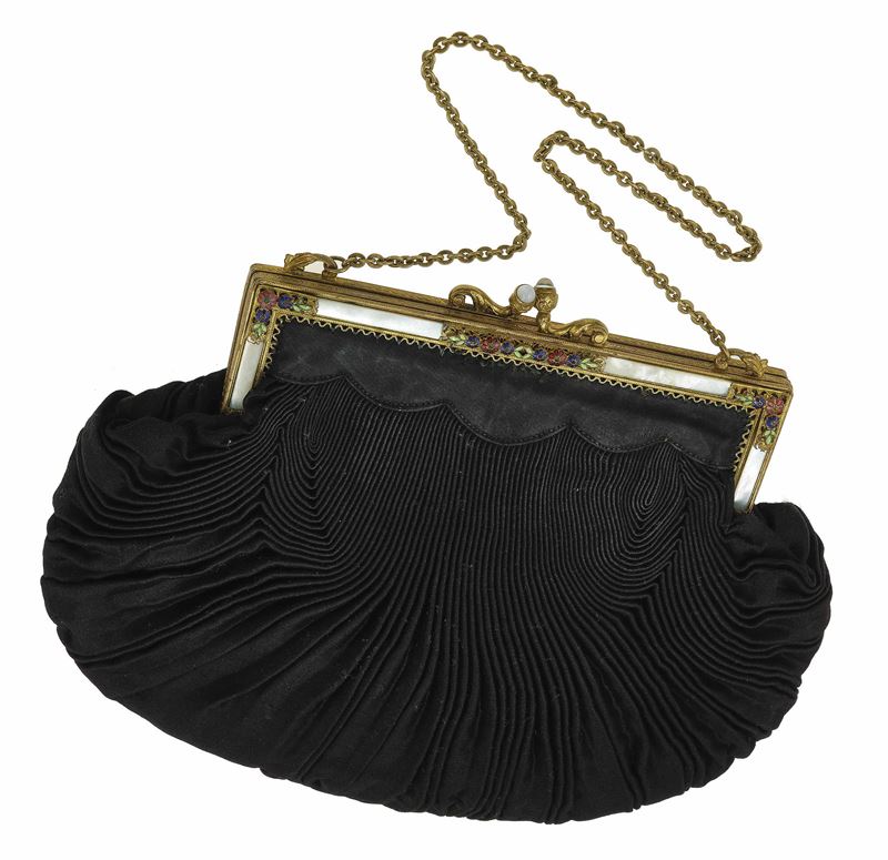 Borsetta da sera con madreperla e smalti policromi  - Auction Antique - Cambi Casa d'Aste