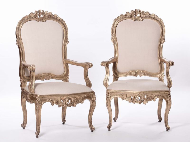 Coppia di poltrone Luigi XV in legno intagliato e dorato, XVIII secolo  - Auction Antique and Old Masters - Cambi Casa d'Aste