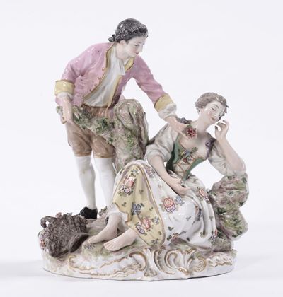 Sculturina in Porcellana Raffigurante Scena Galante, XX Secolo