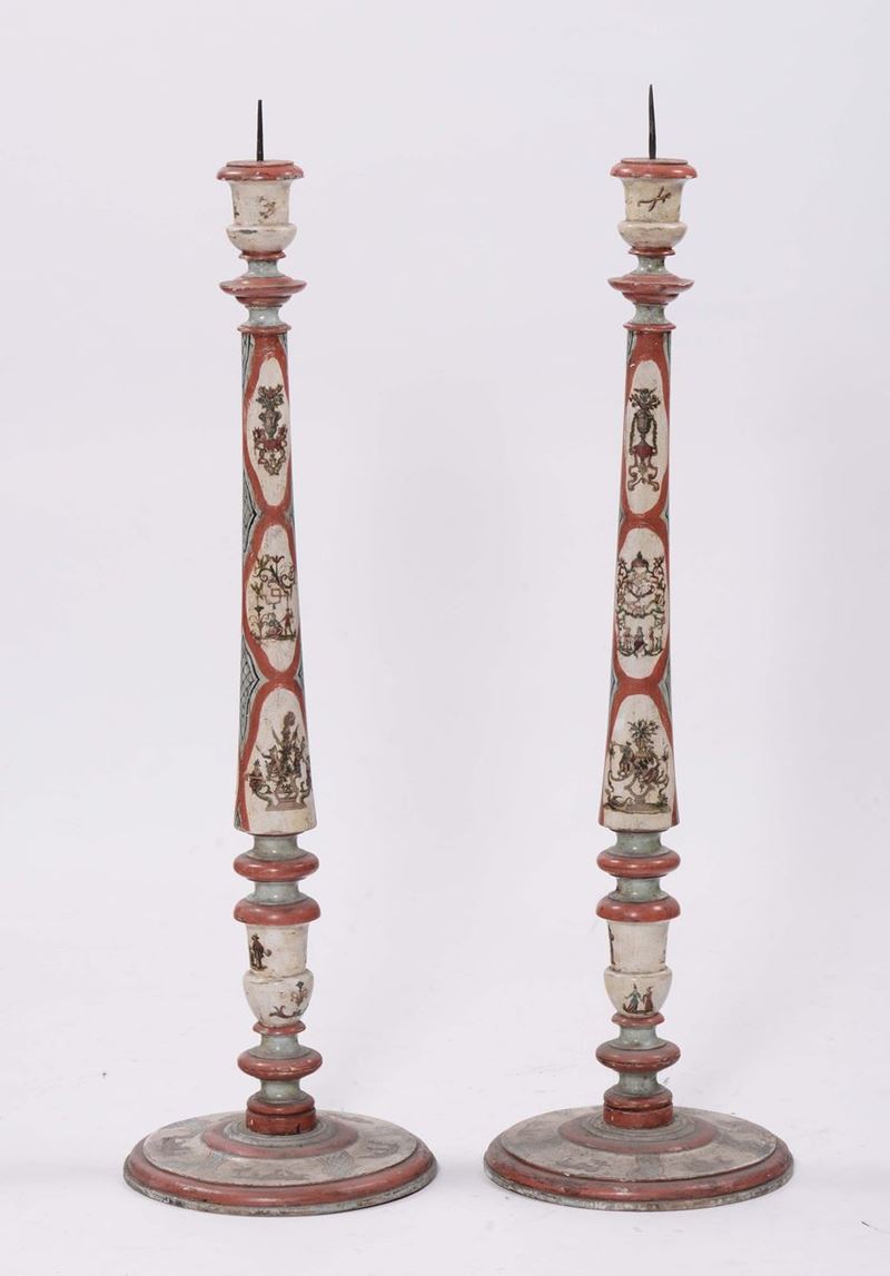 Coppia di torcere interamente laccate, Piemonte XVIII secolo  - Asta Antiquariato e Dipinti Antichi - Cambi Casa d'Aste