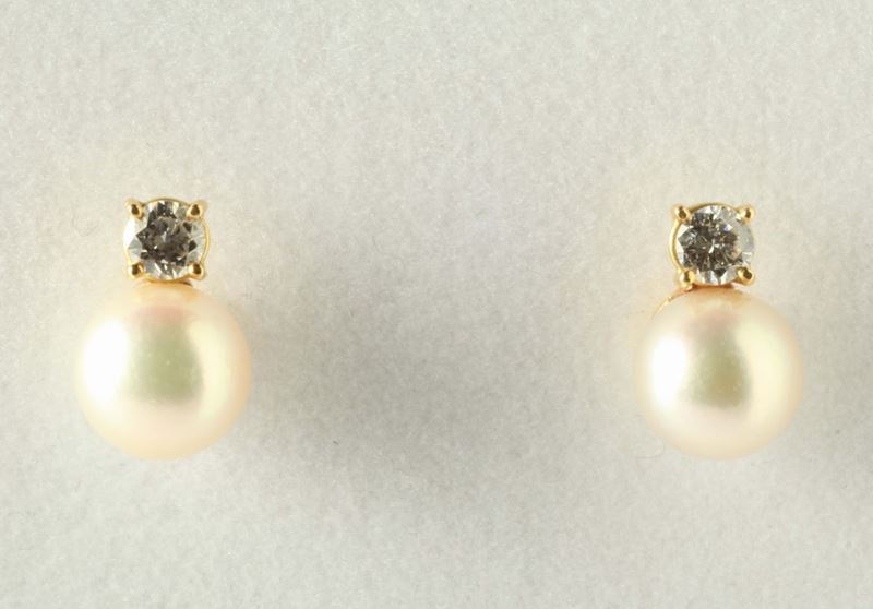 Orecchini con perle coltivate e diamanti  - Auction Silvers and Jewels - Cambi Casa d'Aste